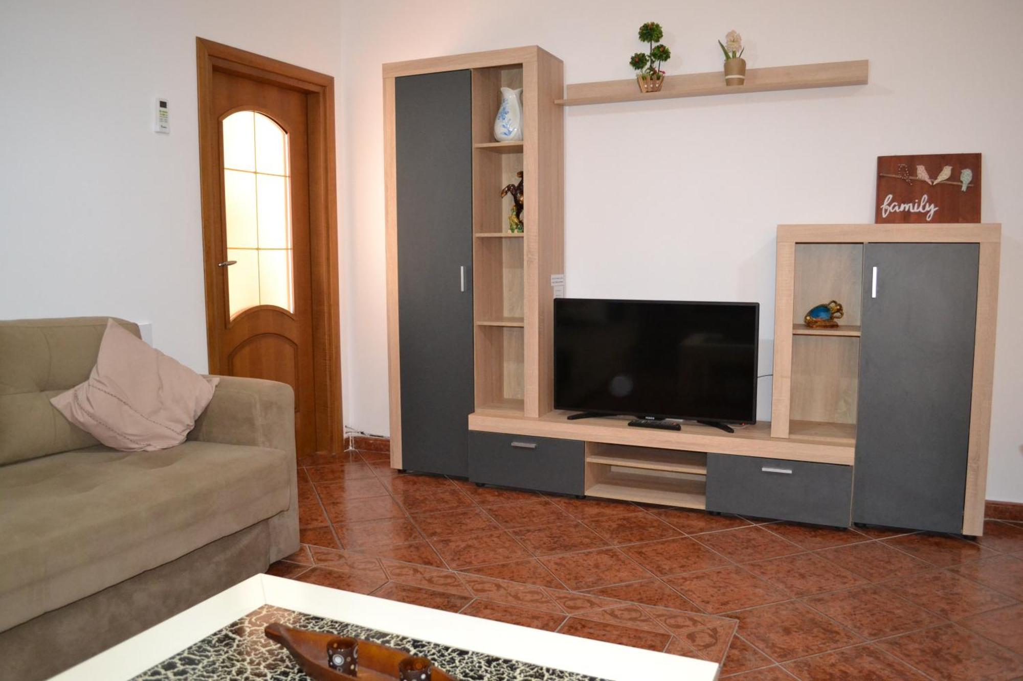 & Harbour At The Door 2 Bedrooms Partial Seaview
